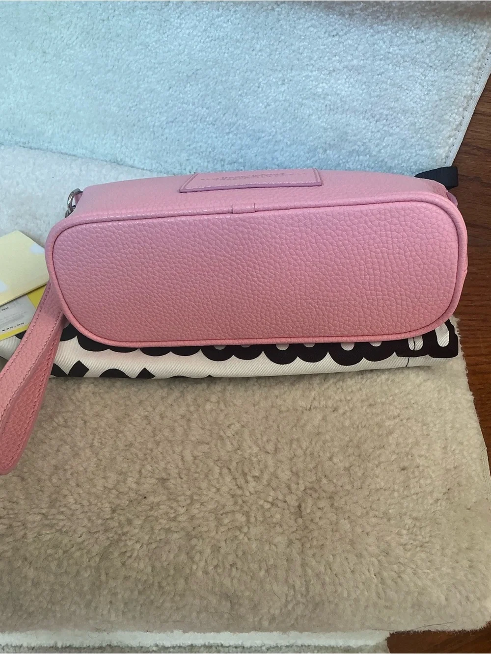 NEW WITH TAGS MARC JACOBS THE BEAUTY COSMETIC BAG CASE IN RIBBON PINK
